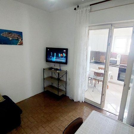 Apartments Ivan Perkov Tomas Bilo Primošten Eksteriør billede
