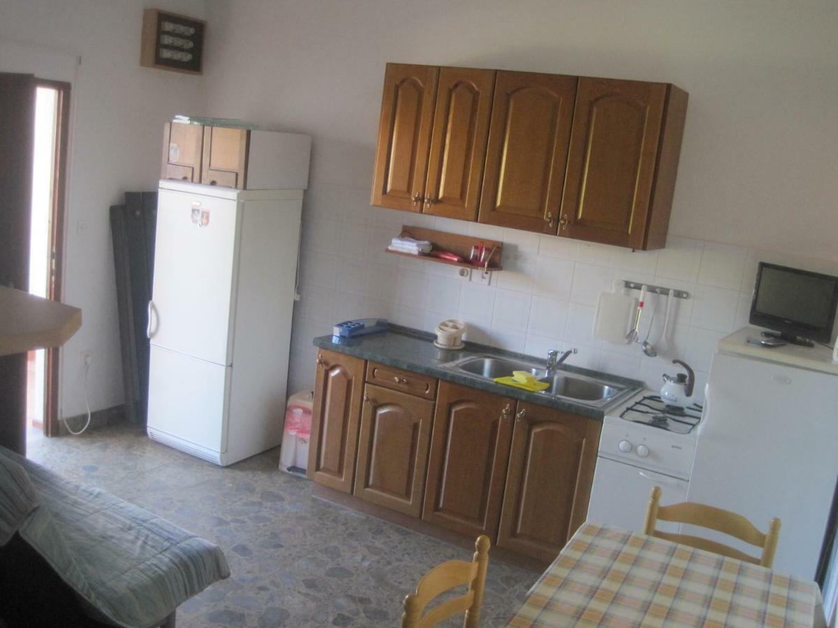 Apartments Ivan Perkov Tomas Bilo Primošten Eksteriør billede