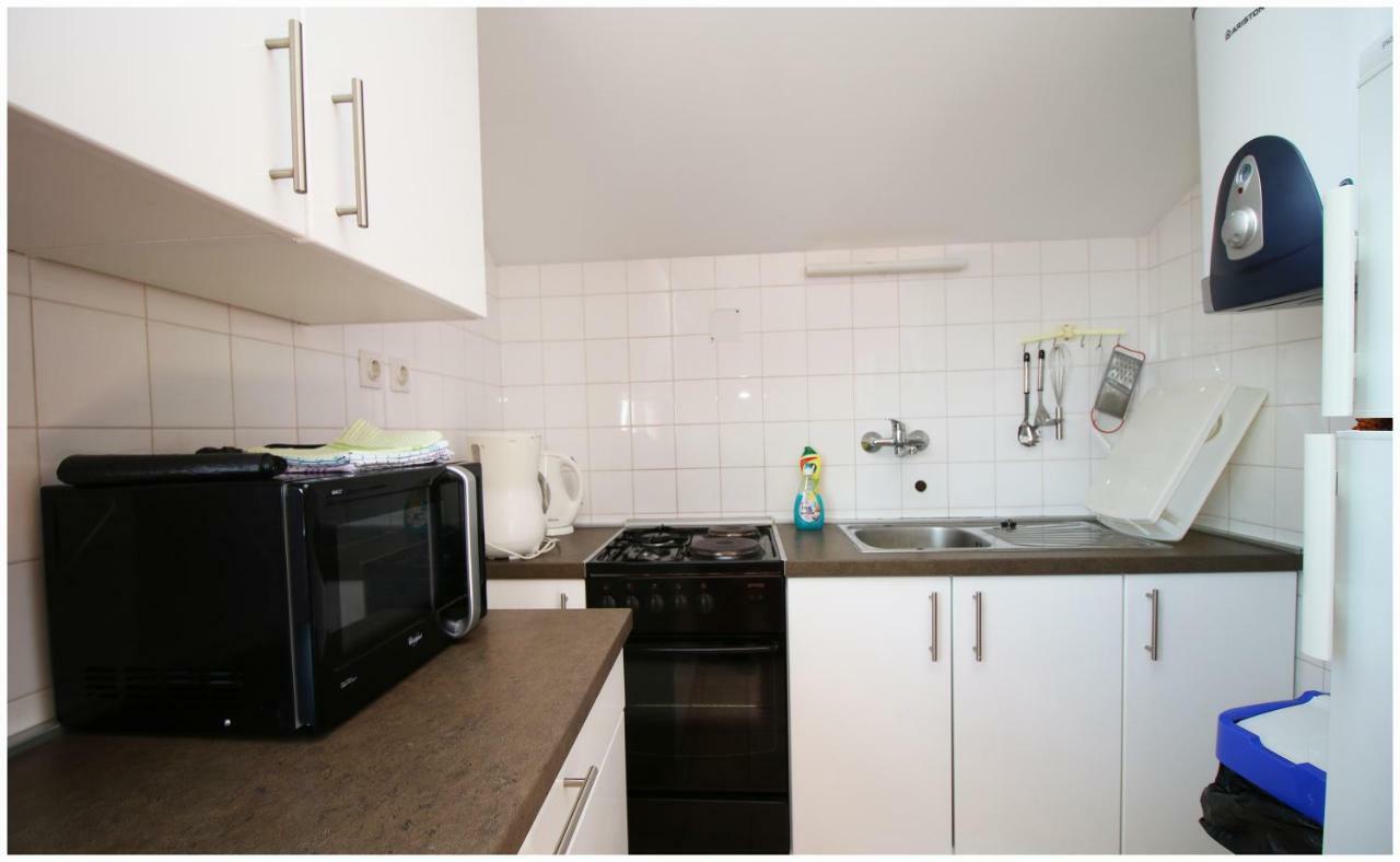 Apartments Ivan Perkov Tomas Bilo Primošten Eksteriør billede